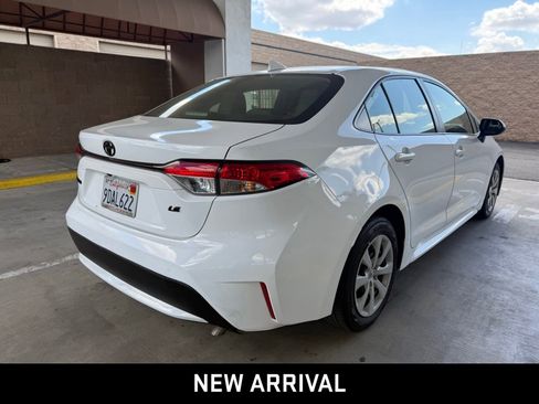 Used 2022 Toyota Corolla LE w/ Carpet Mat Package (TMS) FWD image 4