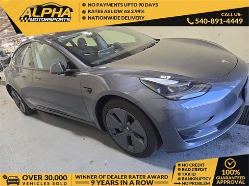 Used 2023 Tesla Model 3 Standard Range RWD image 1