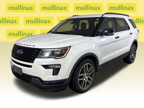 Used 2019 Ford Explorer Sport w/ Equipment Group 401A AWD/4WD image 14