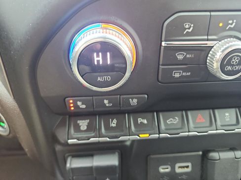 Certified 2022 GMC Sierra 2500 Denali w/ Denali Ultimate Package image 24