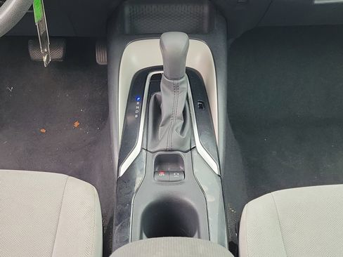 Used 2020 Toyota Corolla L image 19