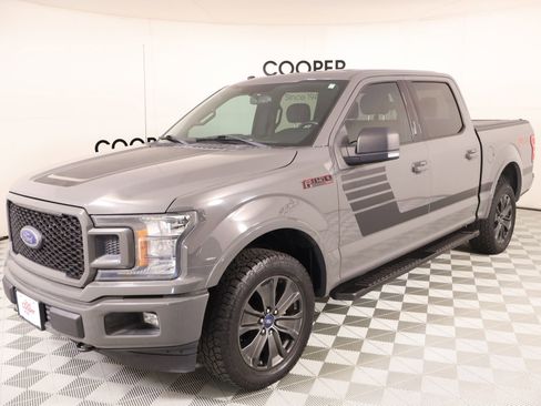 Used 2018 Ford F150 XLT w/ Equipment Group 302A Luxury AWD/4WD image 12