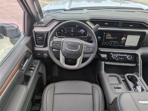 New 2026 GMC Sierra 3500 Denali w/ Denali Reserve Package image 15