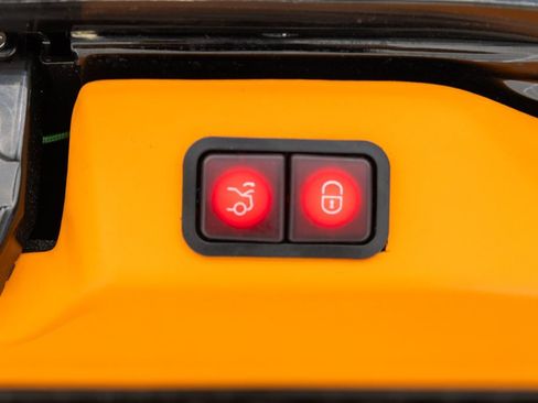 Used 2023 Mercedes-Benz Metris Passenger image 47