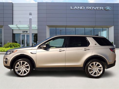 Used 2017 Land Rover Discovery Sport HSE Luxury image 3