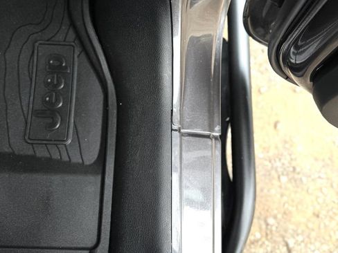 Used 2018 Jeep Wrangler Unlimited Sport S AWD/4WD image 35