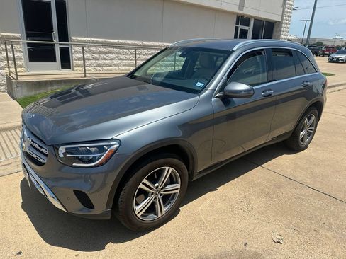 Used 2021 Mercedes-Benz GLC 300 image 6