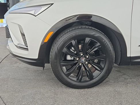 Used 2025 Buick Envista Sport Touring image 37