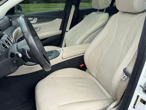 Used 2021 Mercedes-Benz E 350 4MATIC Sedan w/ Premium Package image 15