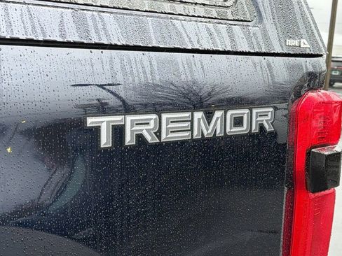 Used 2024 Ford F250 Lariat w/ Lariat Ultimate Package image 13