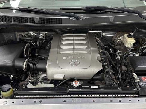 Used 2010 Toyota Sequoia Platinum image 31