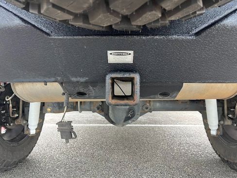 Used 2017 Jeep Wrangler Unlimited Rubicon w/ Connectivity Group image 47