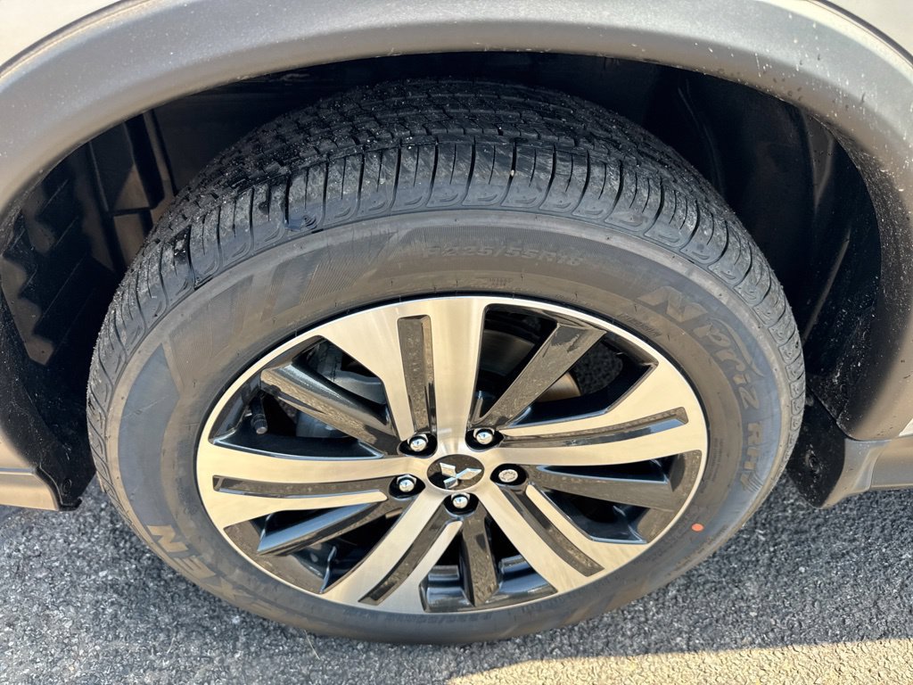 New 2027 Mitsubishi Outlander Sport SE FWD image 39