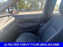 Used 2025 Toyota Corolla LE FWD image 20