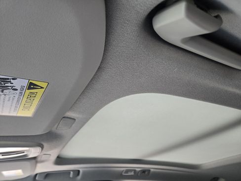 New 2026 Volvo XC40 B4 Core w/ Climate Package image 32