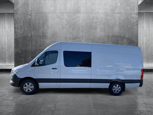 New 2025 Mercedes-Benz Sprinter 2500 image 5