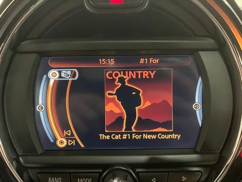 Used 2016 MINI Cooper Clubman S image 29