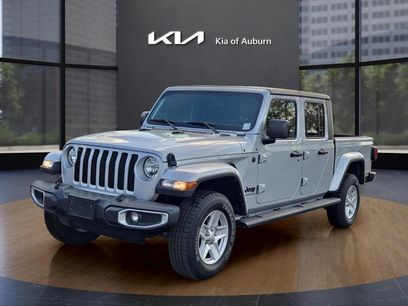 Used 2023 Jeep Gladiator Sport