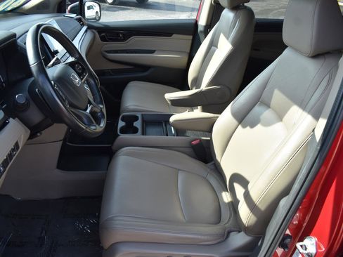 Used 2023 Honda Odyssey Touring image 28