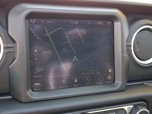 Certified 2022 Jeep Wrangler Unlimited Sahara w/ Cold Weather Group image 18