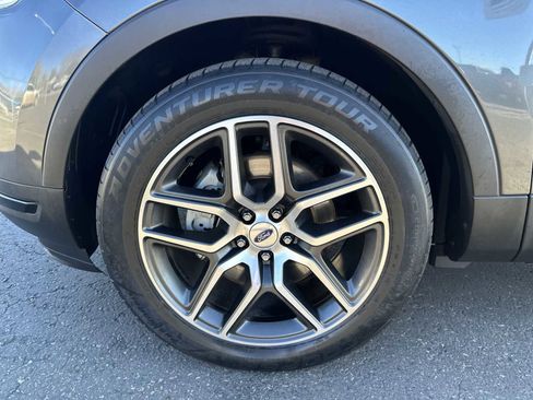 Used 2018 Ford Explorer Sport w/ Equipment Group 401A image 18