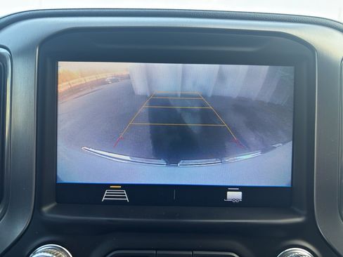 Used 2021 GMC Sierra 1500 SLE image 24