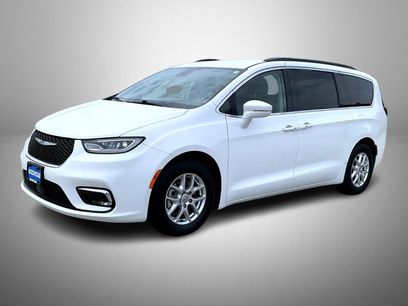 Used 2022 Chrysler Pacifica Touring-L