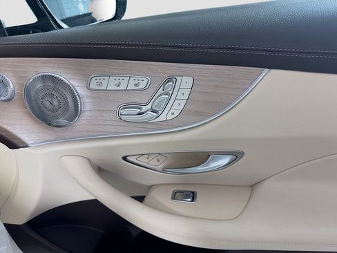 Used 2018 Mercedes-Benz E 400 E 400 image 29