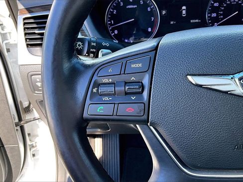 Used 2017 Genesis G80 3.8 image 28