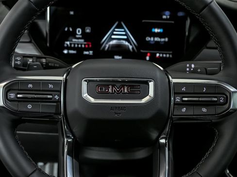 Used 2026 GMC Acadia Elevation w/ Elevation Premium Package AWD/4WD image 19