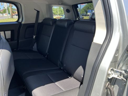 Used 2010 Toyota FJ Cruiser 4WD w/ Upgrade Pkg 2 image 22