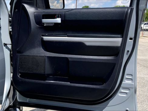 Used 2020 Toyota Tundra SR5 image 22