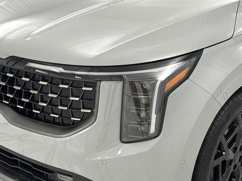 New 2026 Kia Carnival SX Prestige image 9