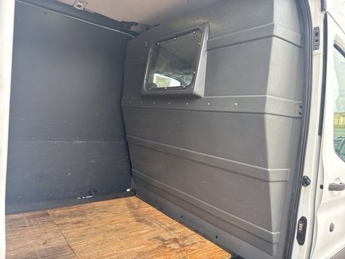 Used 2017 Ford Transit 250 148 Medium Roof image 18