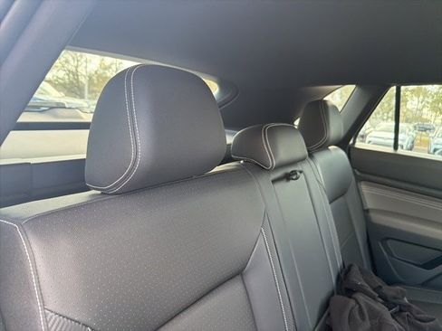 Certified 2023 Volkswagen Atlas Cross Sport SE w/ Black Wheel Package image 12