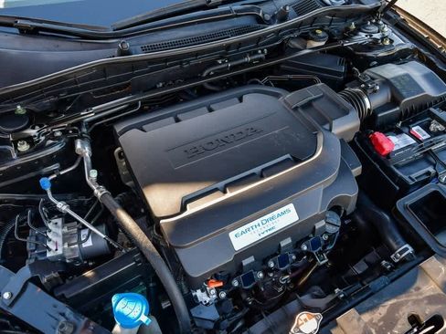 Used 2016 Honda Accord Touring image 27