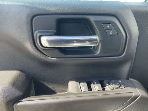 Used 2022 Chevrolet Silverado 1500 Custom image 22