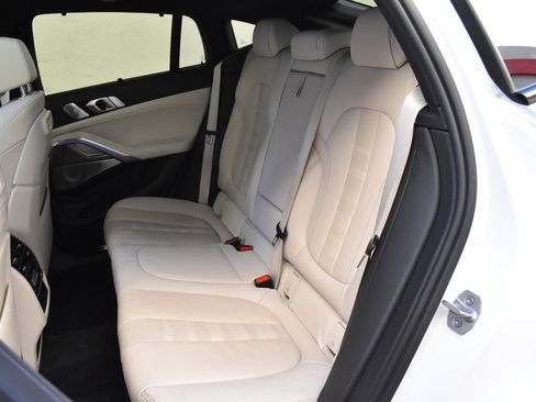 Used 2020 BMW X6 xDrive40i w/ Executive Package image 20