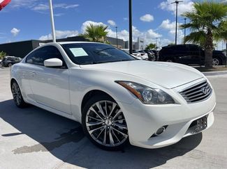 Used 2015 INFINITI Q60 Sport image 1
