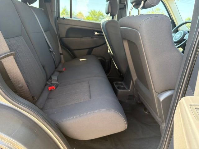 Used 2012 Jeep Liberty Sport w/ Popular Equipment Group AWD/4WD image 24