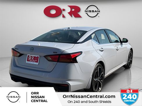 New 2025 Nissan Altima 2.5 SR w/ SR Premium Package image 5