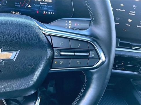 Used 2025 Chevrolet Equinox LT image 19