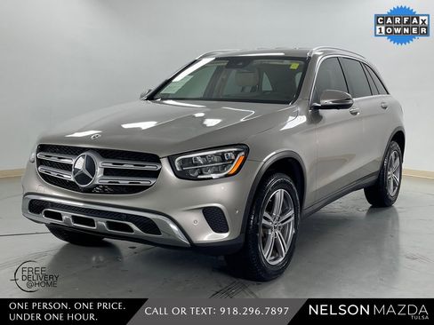 Used 2022 Mercedes-Benz GLC 300 4MATIC image 1