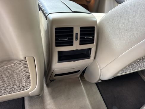 Used 2015 Mercedes-Benz ML 250 BlueTEC 4MATIC image 11