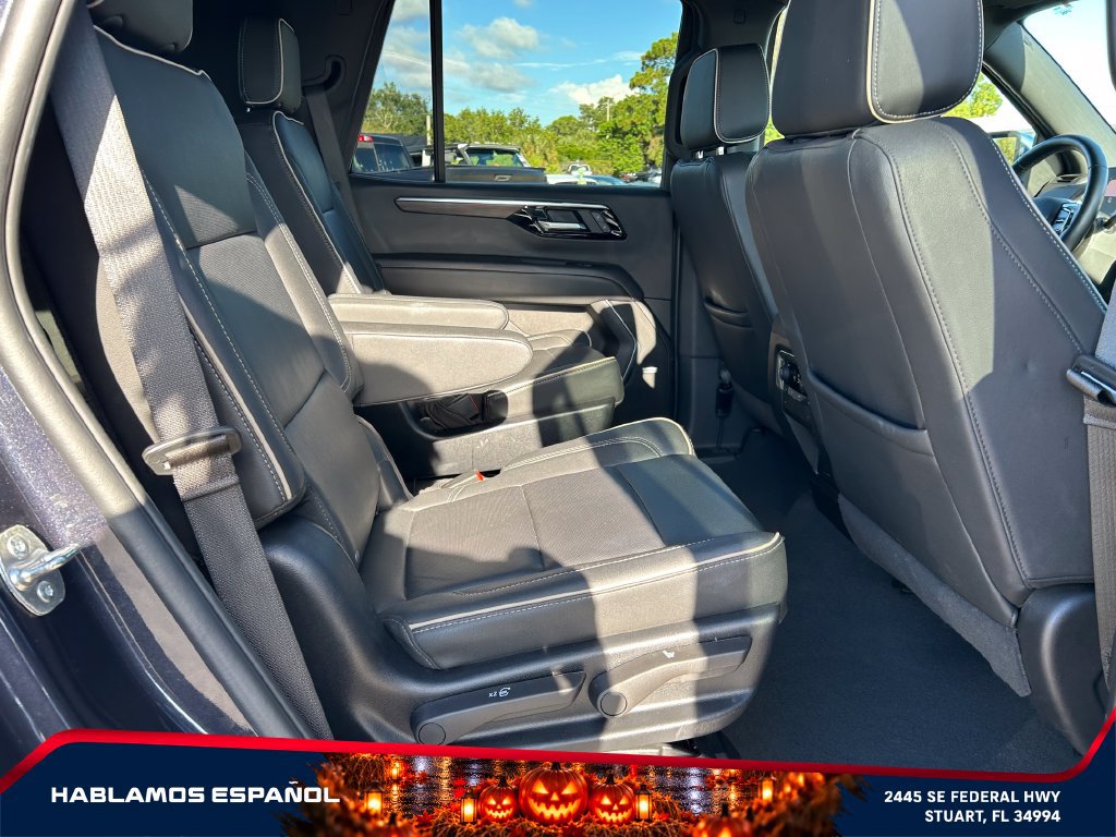 Used 2025 Chevrolet Tahoe Premier AWD/4WD image 18