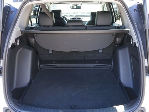 Used 2019 Honda CR-V Touring image 9