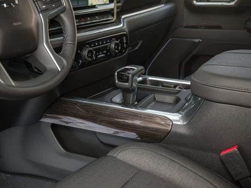 New 2026 Chevrolet Silverado 1500 LT Trail Boss w/ LPO, Dark Essentials Package AWD/4WD image 33