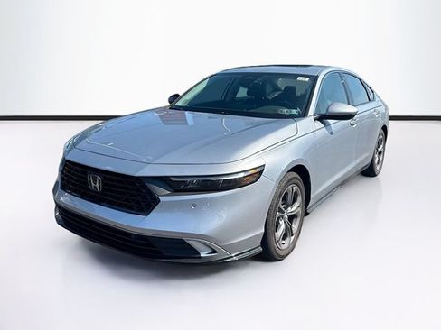 Used 2025 Honda Accord EX-L image 3