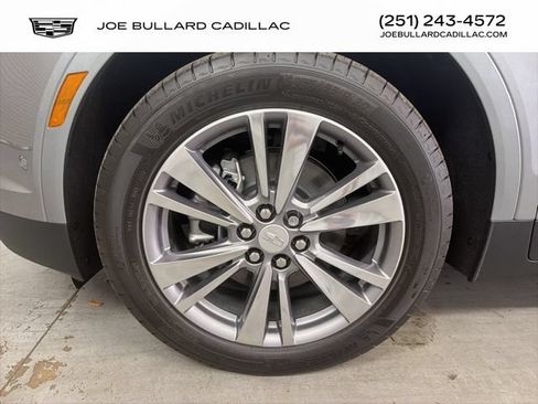 New 2026 Cadillac XT5 Premium Luxury w/ Driver Assist Package FWD image 7