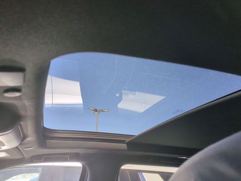 Certified 2024 Chevrolet Suburban Premier w/ Premium Package image 19